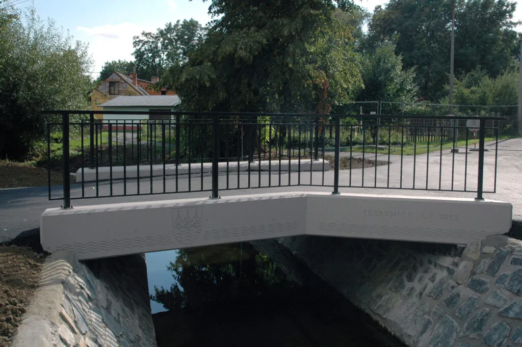 JEZERNICE - Bridge Design