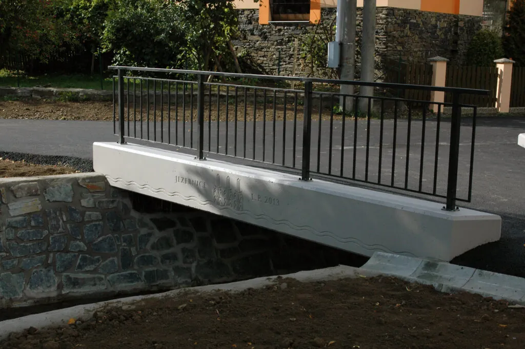 JEZERNICE - Bridge Design