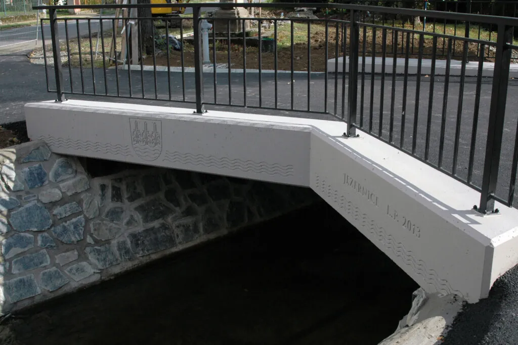 JEZERNICE - Bridge Design