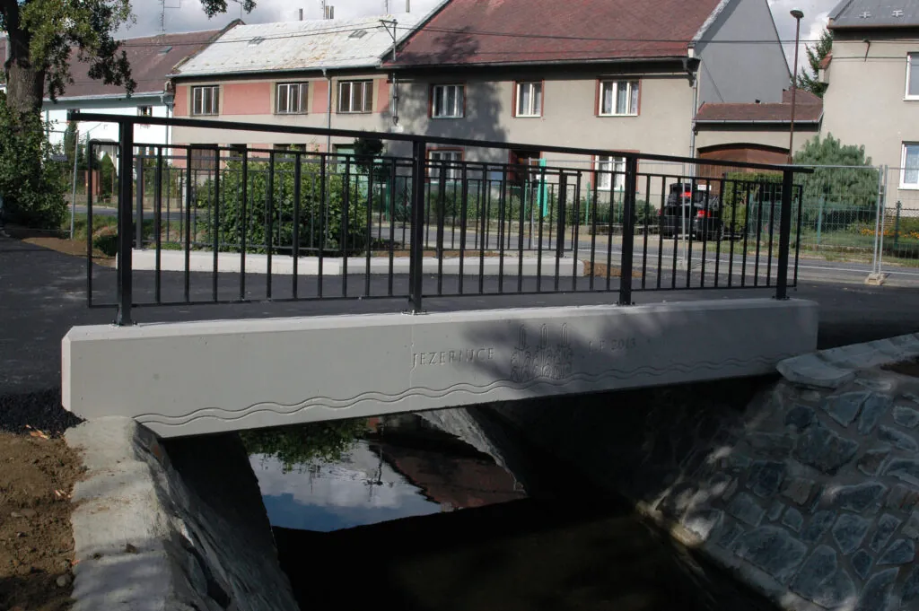 JEZERNICE - Bridge Design
