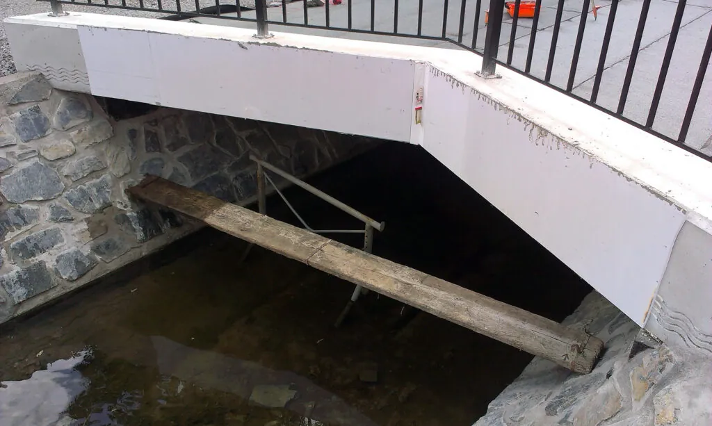 JEZERNICE - Bridge Design